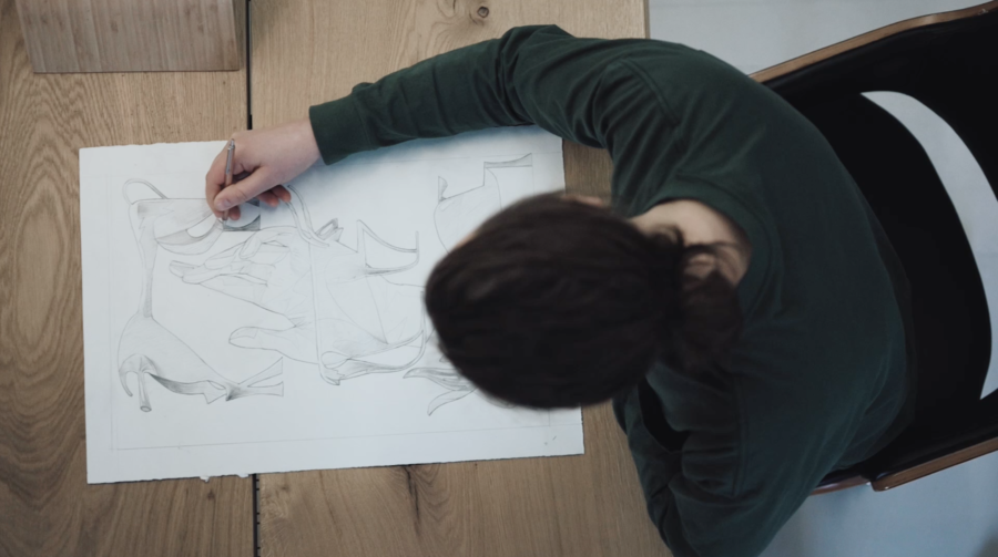 „Zbiór reguł przełamany dużą dawką intuicji” – Patryk Hardziej o projektowaniu graficznym
