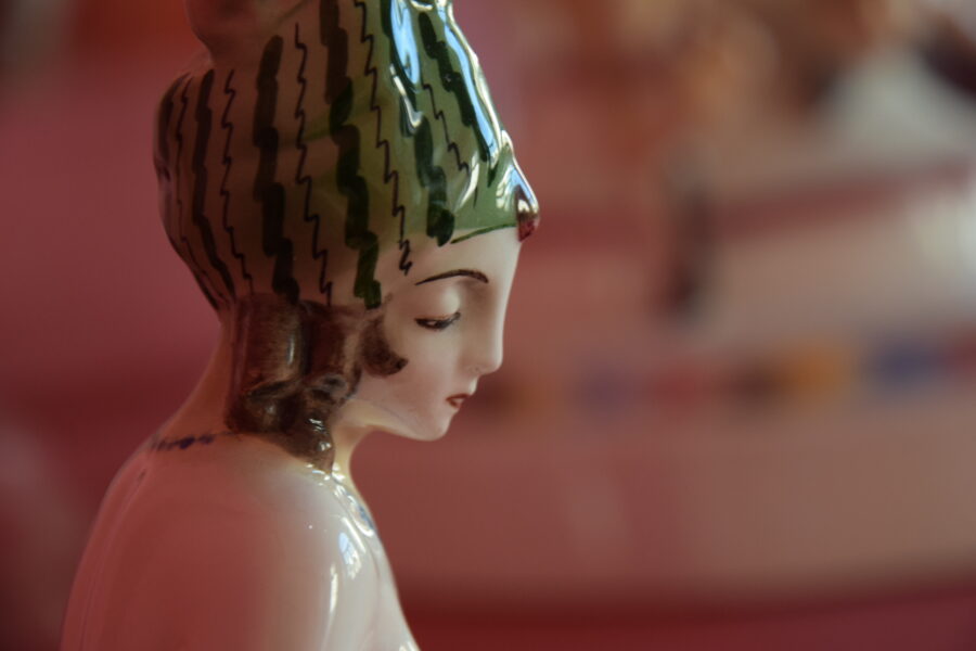 Kobieta wyzwolona. Polskie art déco w ceramice