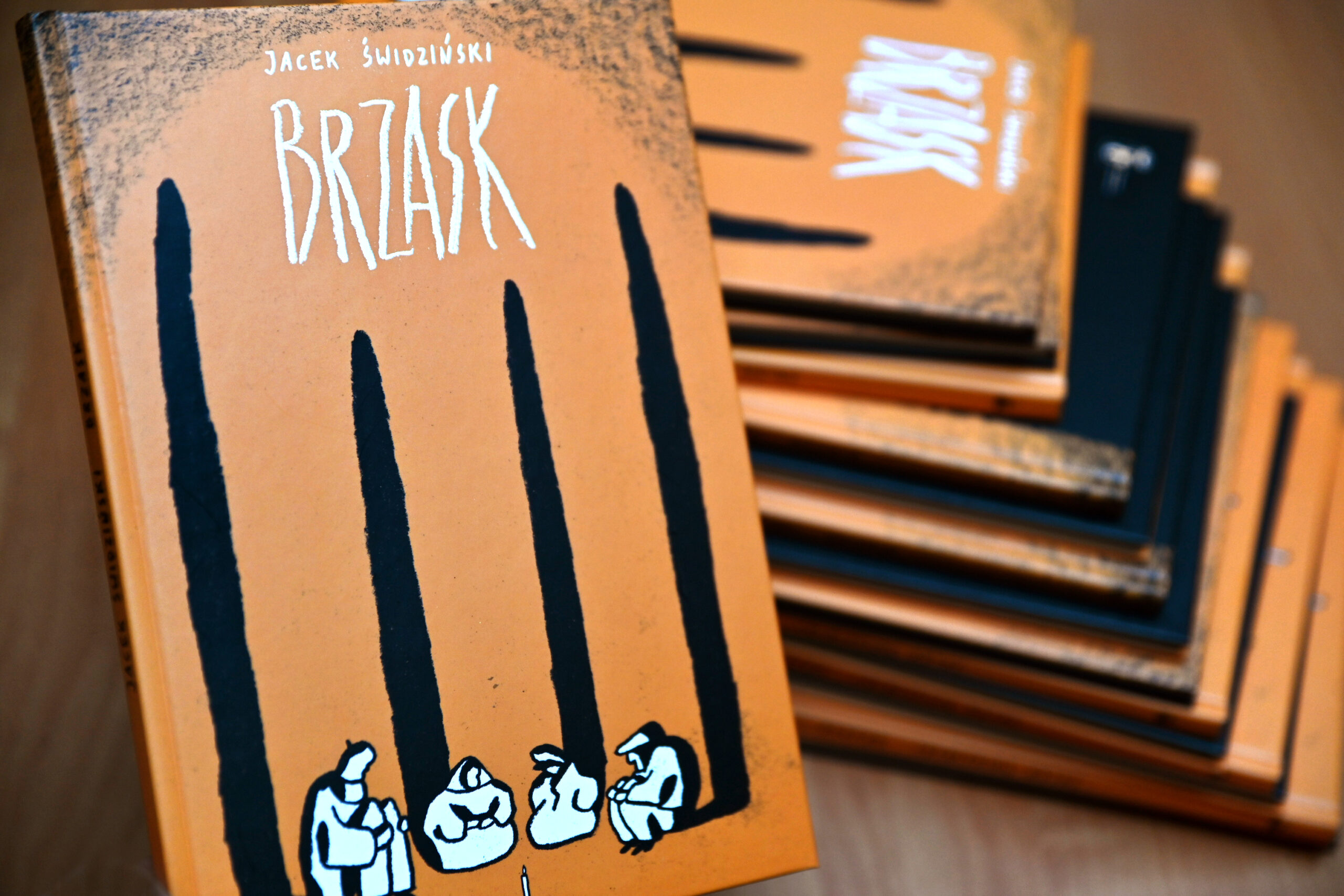 „Brzask”, czyli trudny powrót do Warszawy